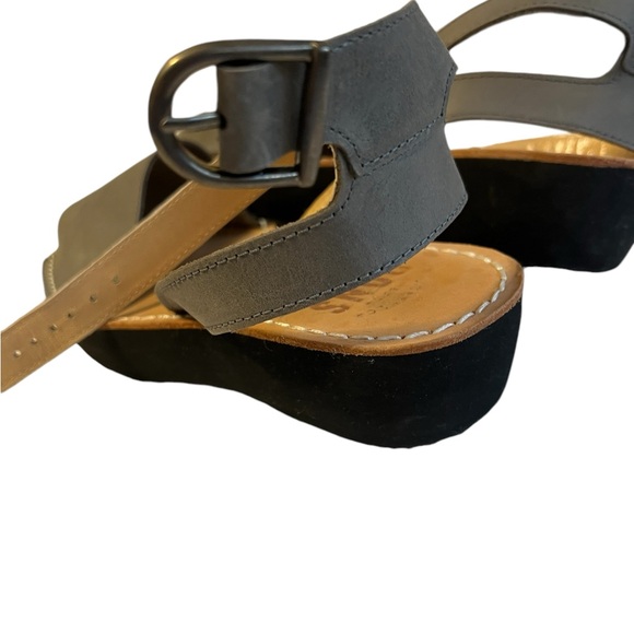 Pons Mediterranean Grey size 8 gently worn - Picture 7 of 9